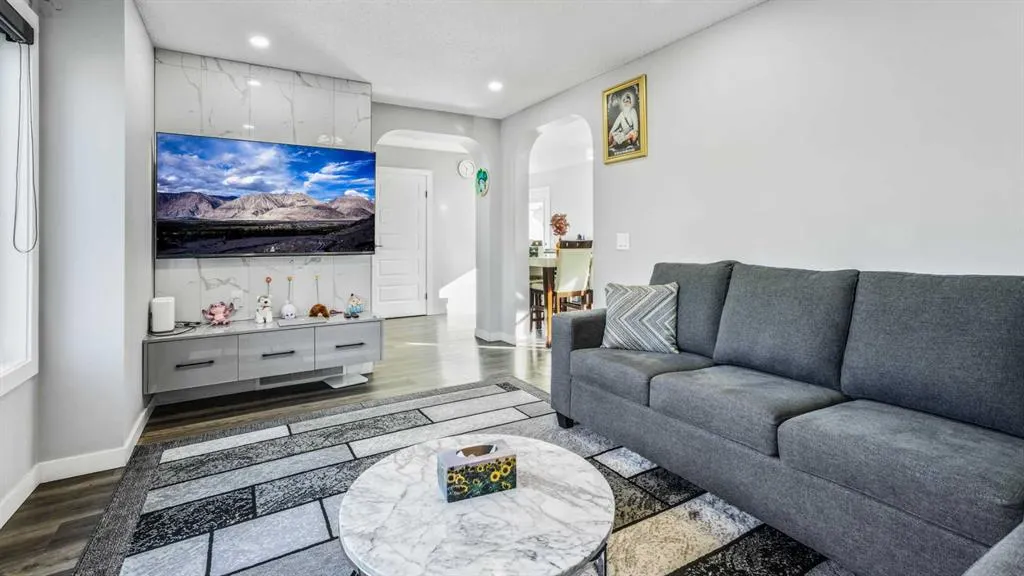 7848 Martha's Haven Park NE