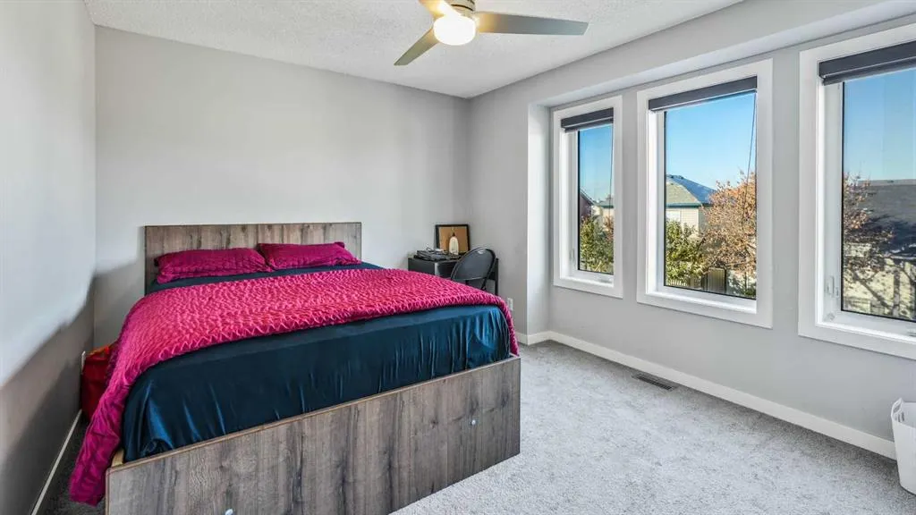 7848 Martha's Haven Park NE