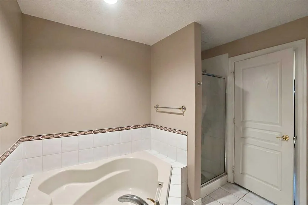 59 22 Avenue SW #410