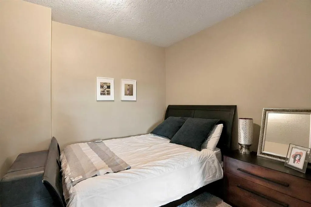 59 22 Avenue SW #410