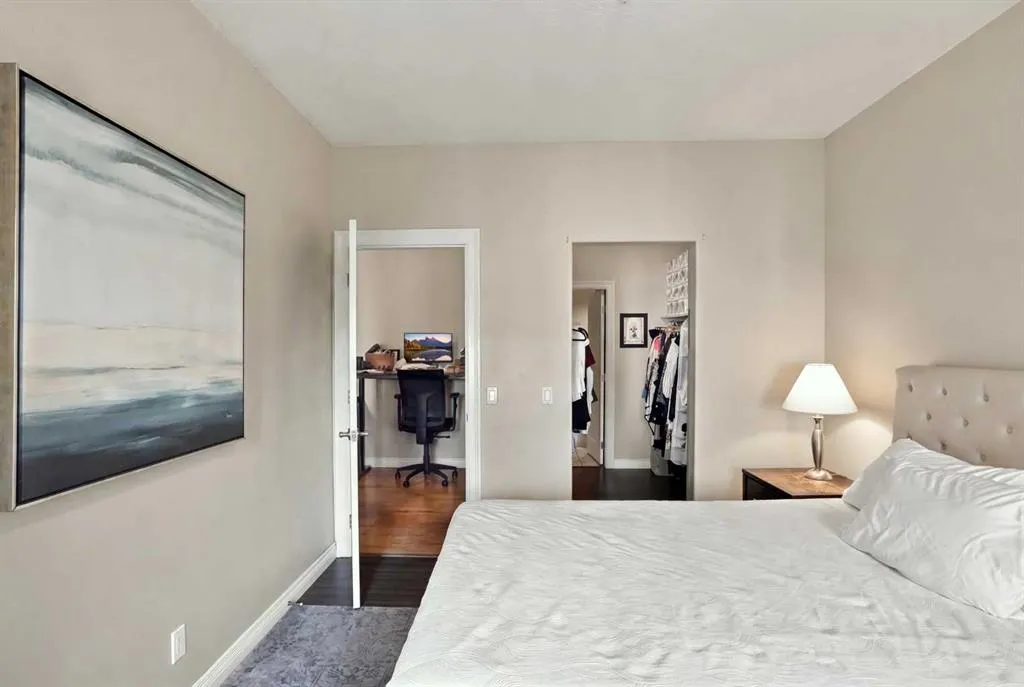 59 22 Avenue SW #410