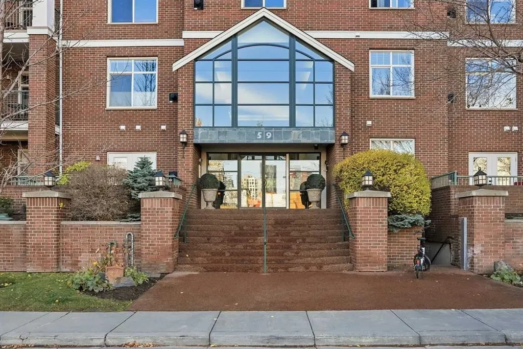 59 22 Avenue SW #410