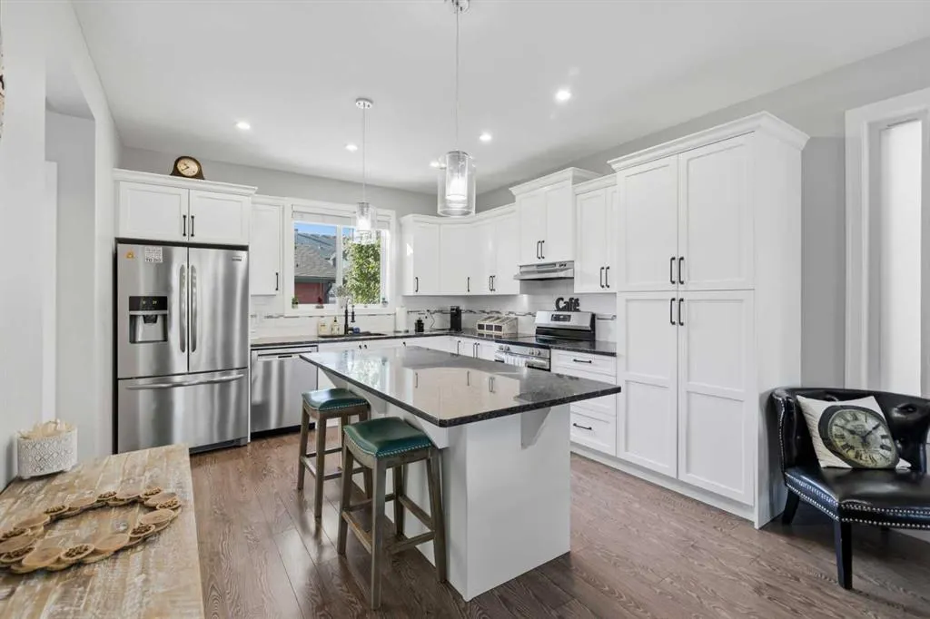 1305 Coopers Drive SW