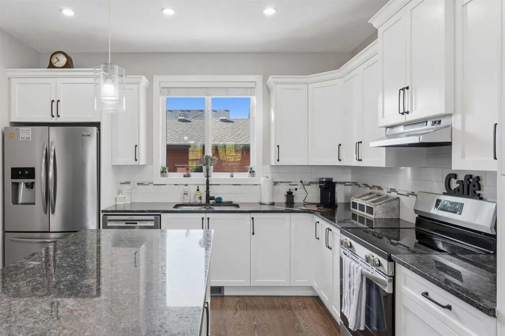 1305 Coopers Drive SW