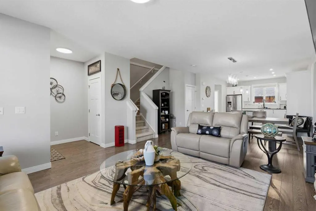 1305 Coopers Drive SW