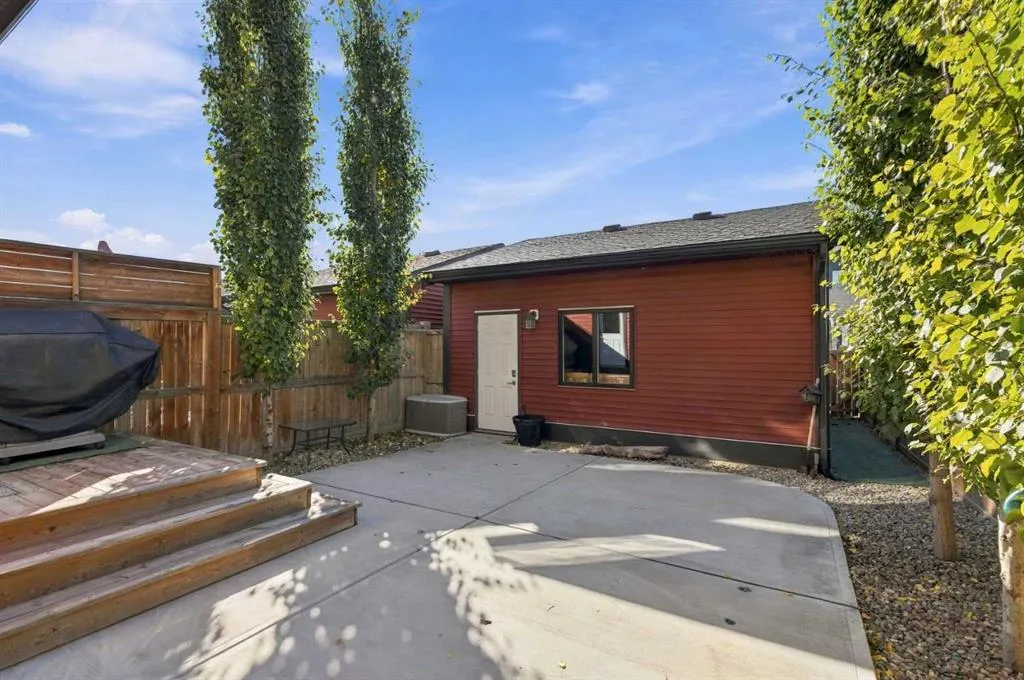1305 Coopers Drive SW