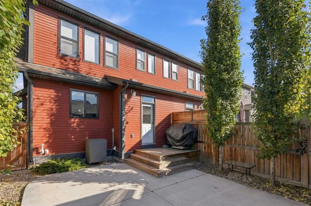 1305 Coopers Drive SW