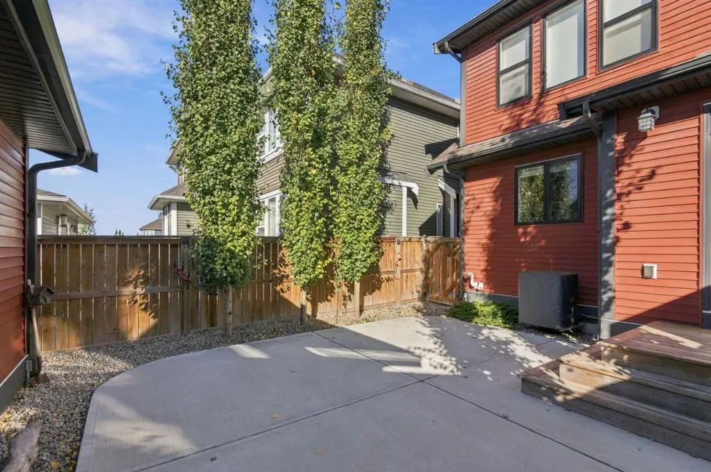 1305 Coopers Drive SW