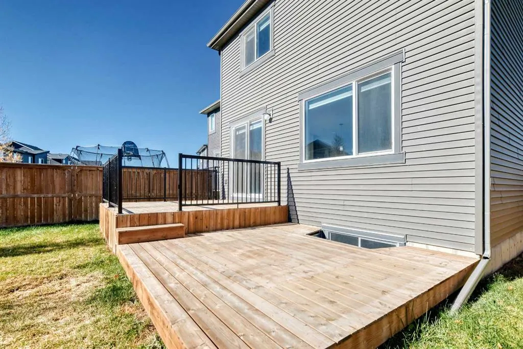 122 belmont Crescent SW