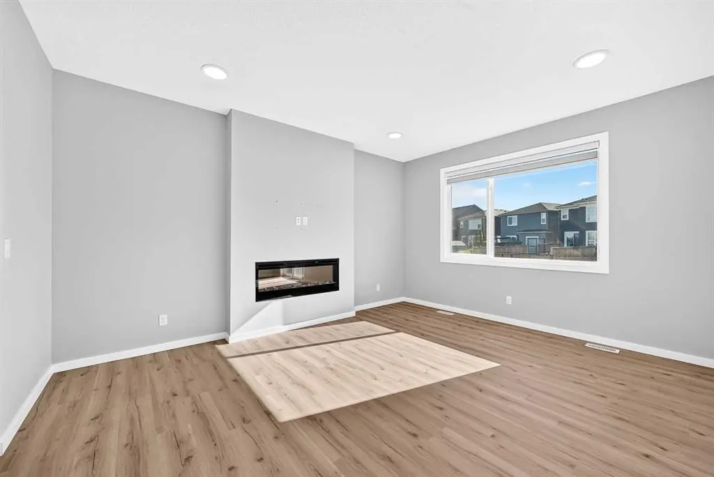 122 belmont Crescent SW