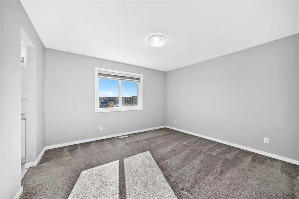 122 belmont Crescent SW