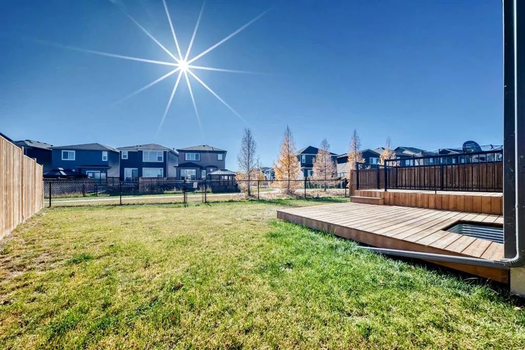 122 belmont Crescent SW