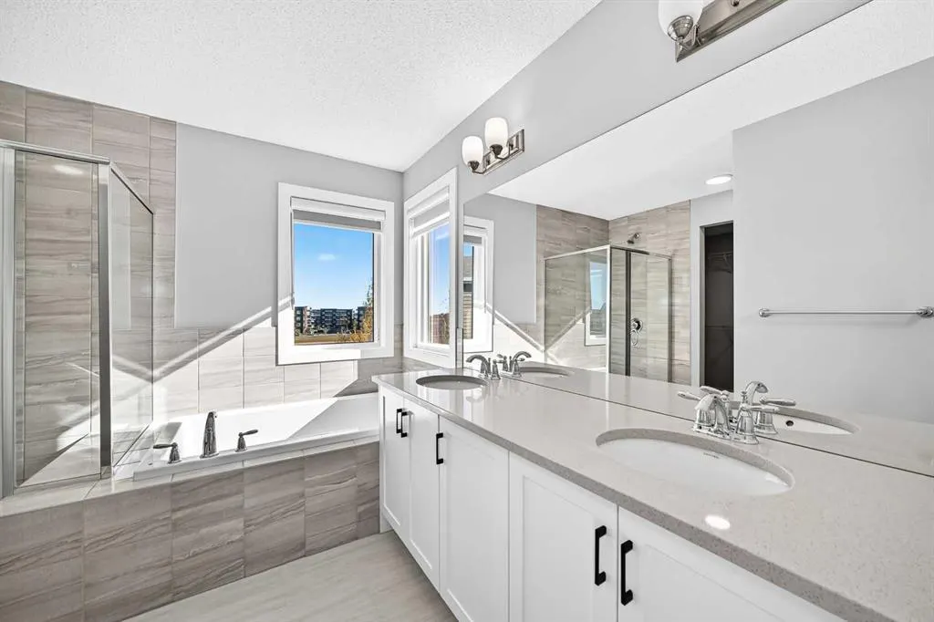 122 belmont Crescent SW