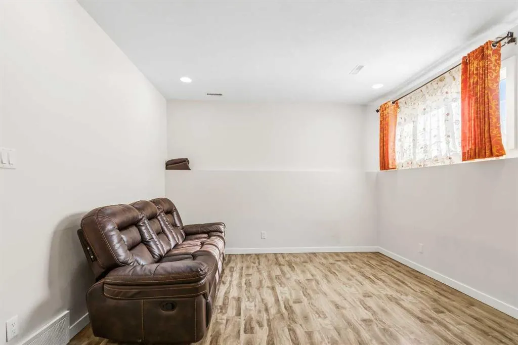 212 Waniandy Way