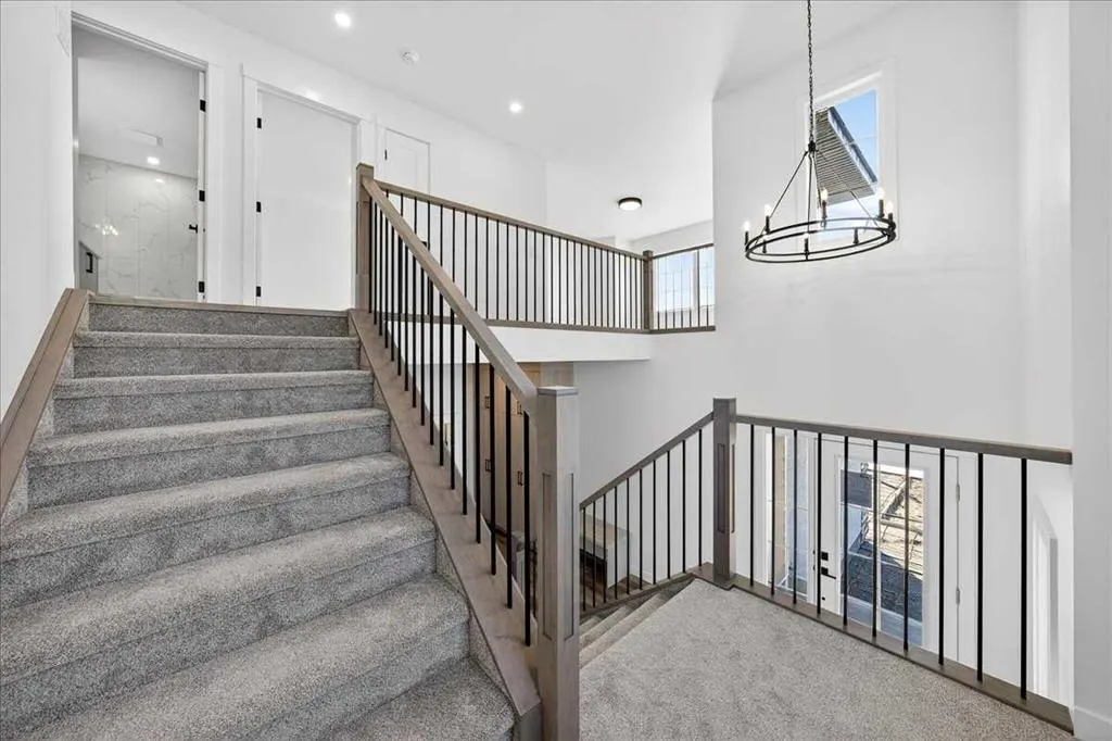 3 Lakewood Point