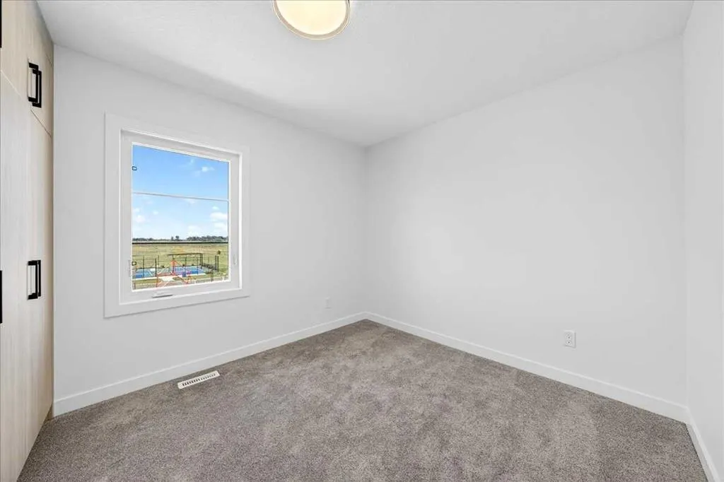 3 Lakewood Point