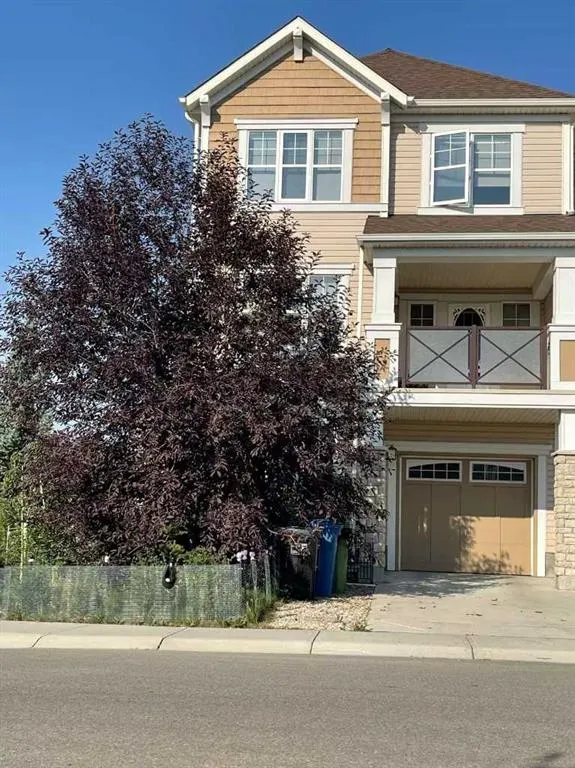220 Windford Crescent SW