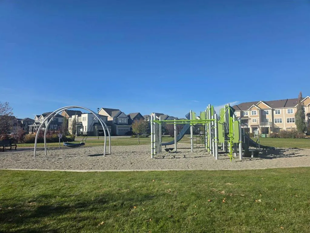 220 Windford Crescent SW