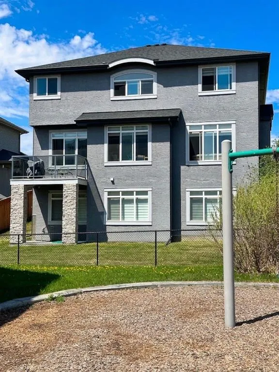 116 Kinniburgh Boulevard