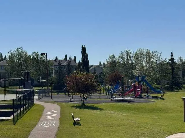 108 Rockyledge View NW #6