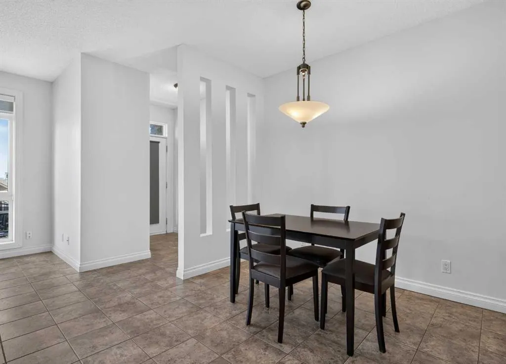 108 Rockyledge View NW #6