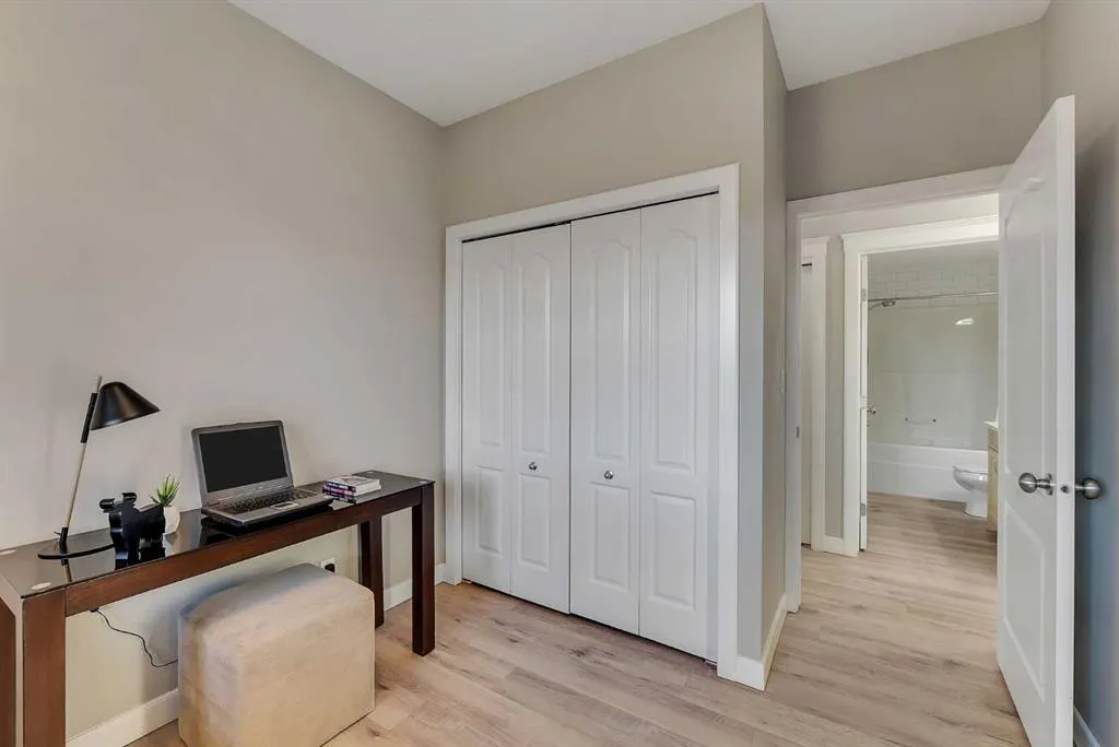2370 Bayside Road SW #1118
