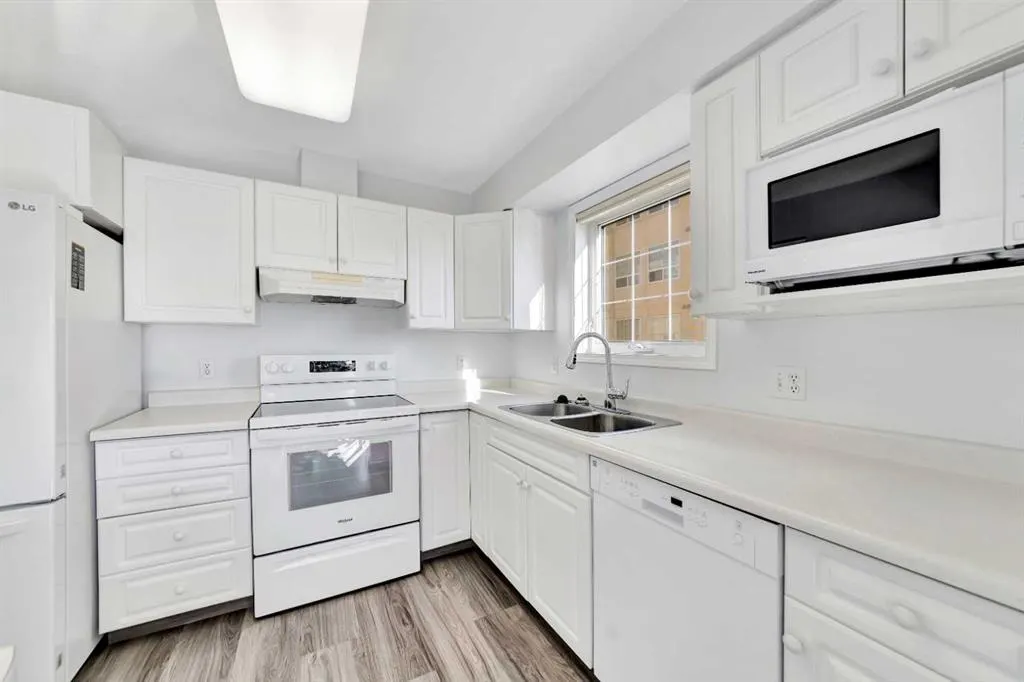 5120 49 Street #104