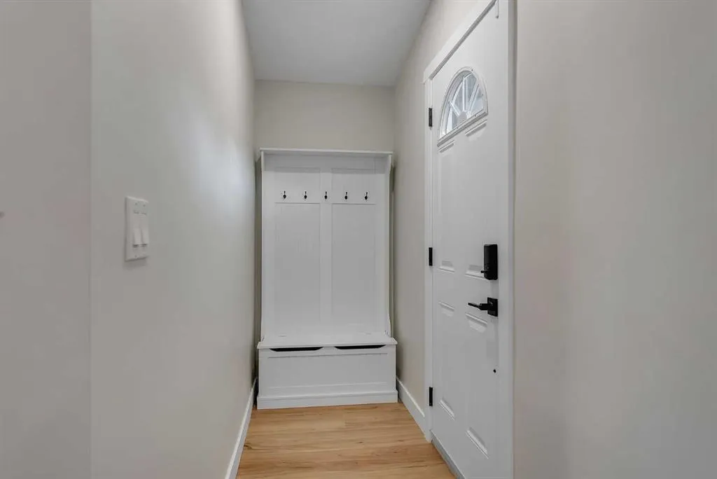 10 Atlanta Crescent SE