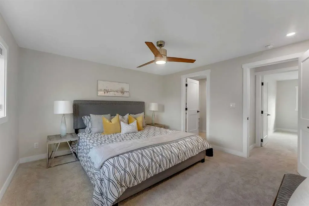 10 Atlanta Crescent SE
