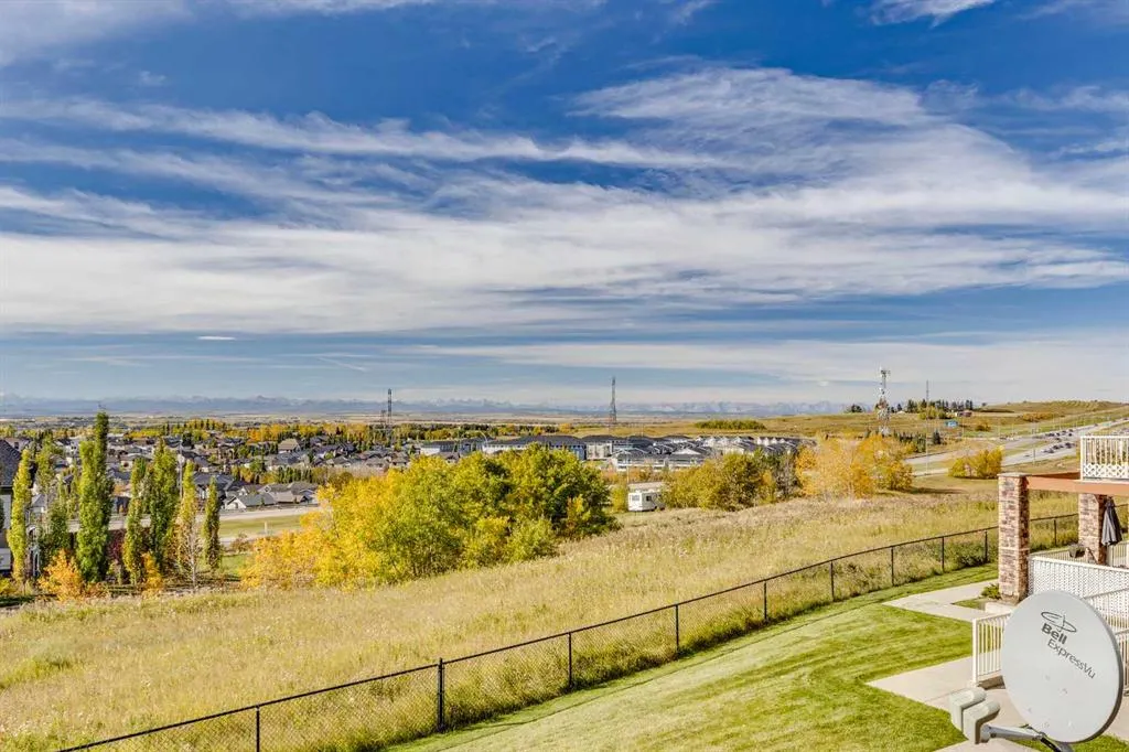 181 Rockyledge View NW #17