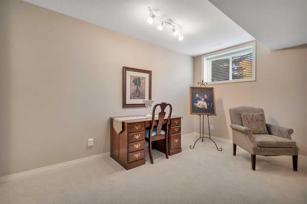32 Dowler Street #26