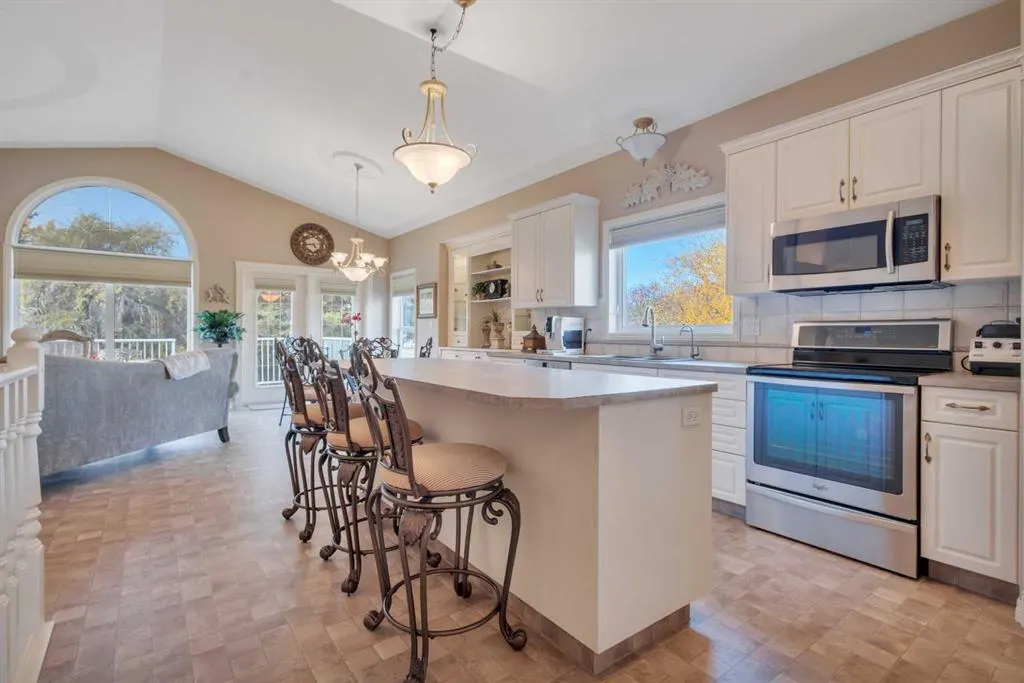 32 Dowler Street #26