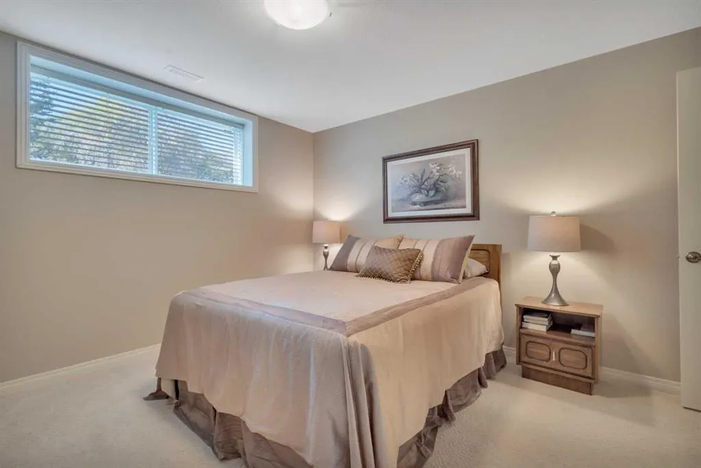 32 Dowler Street #26