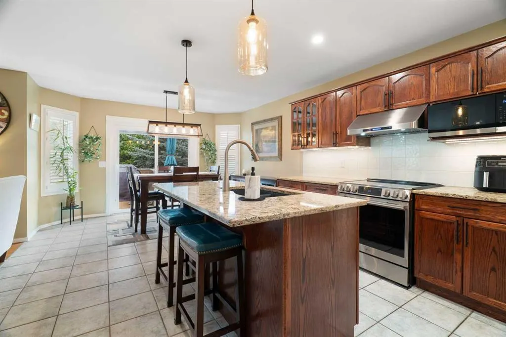 137 Gleneagles View