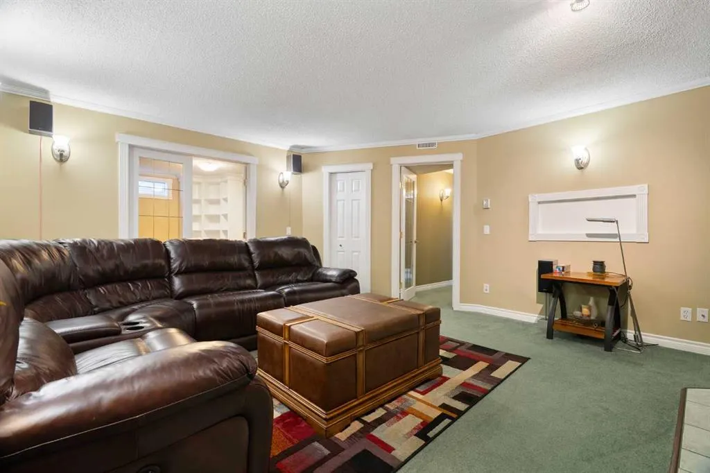 137 Gleneagles View