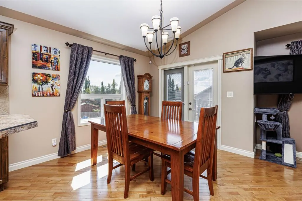 38 Ivany Close