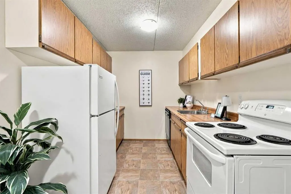 5204 Dalton Drive NW #912