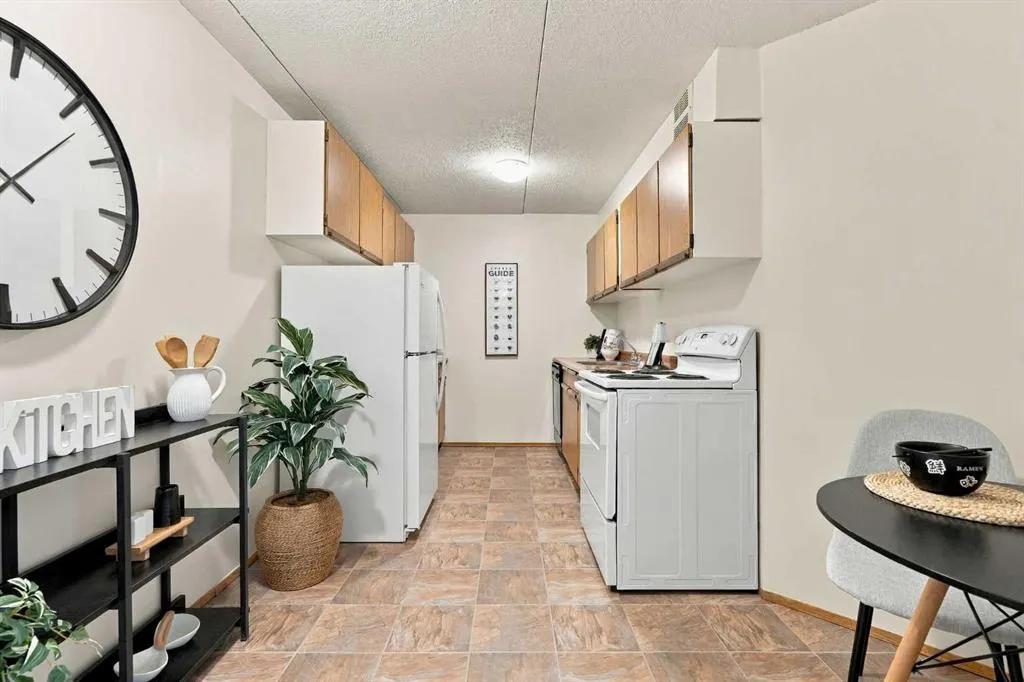 5204 Dalton Drive NW #912