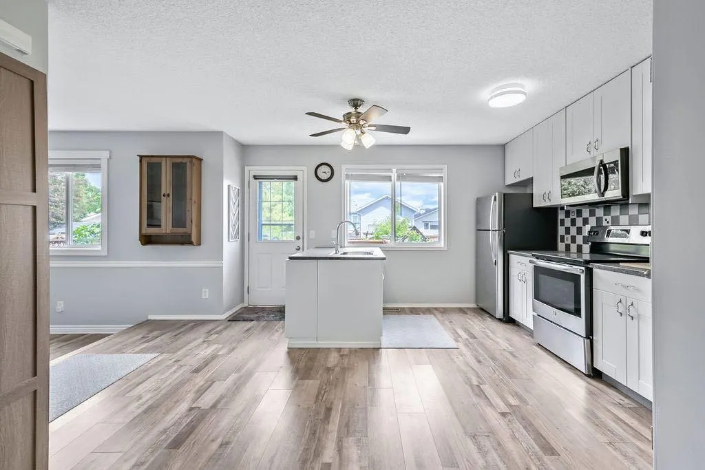 24 Cimarron Meadows Road
