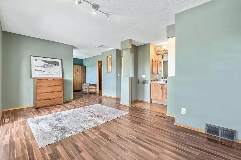 24 Cimarron Meadows Road