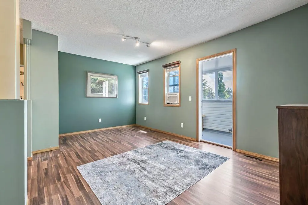 24 Cimarron Meadows Road
