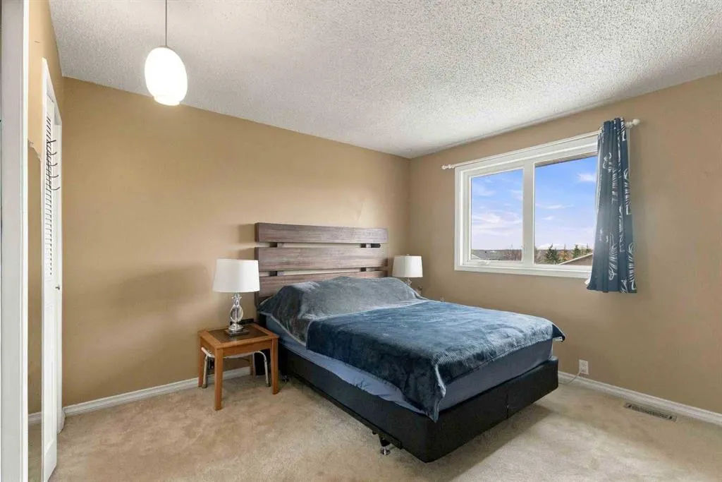 133 Beaumont Crescent