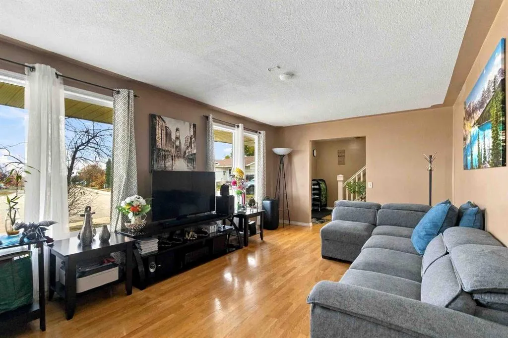 133 Beaumont Crescent
