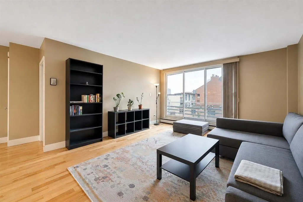 1027 Cameron Avenue SW #408