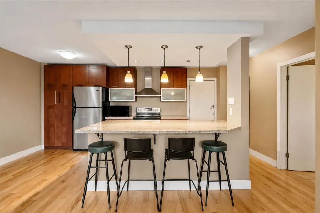 1027 Cameron Avenue SW #408