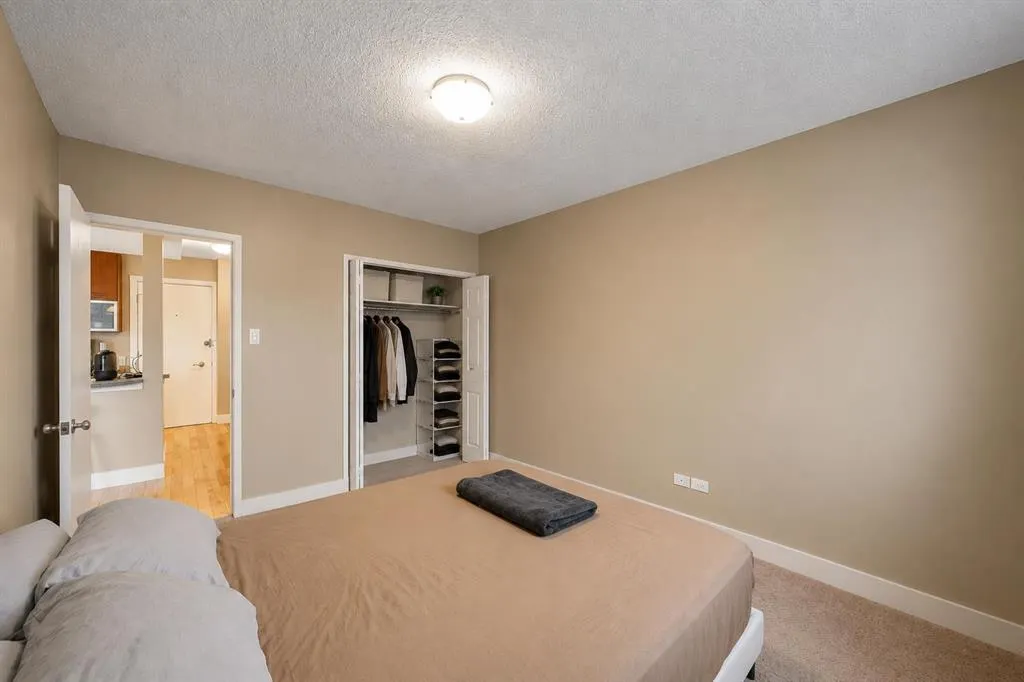 1027 Cameron Avenue SW #408