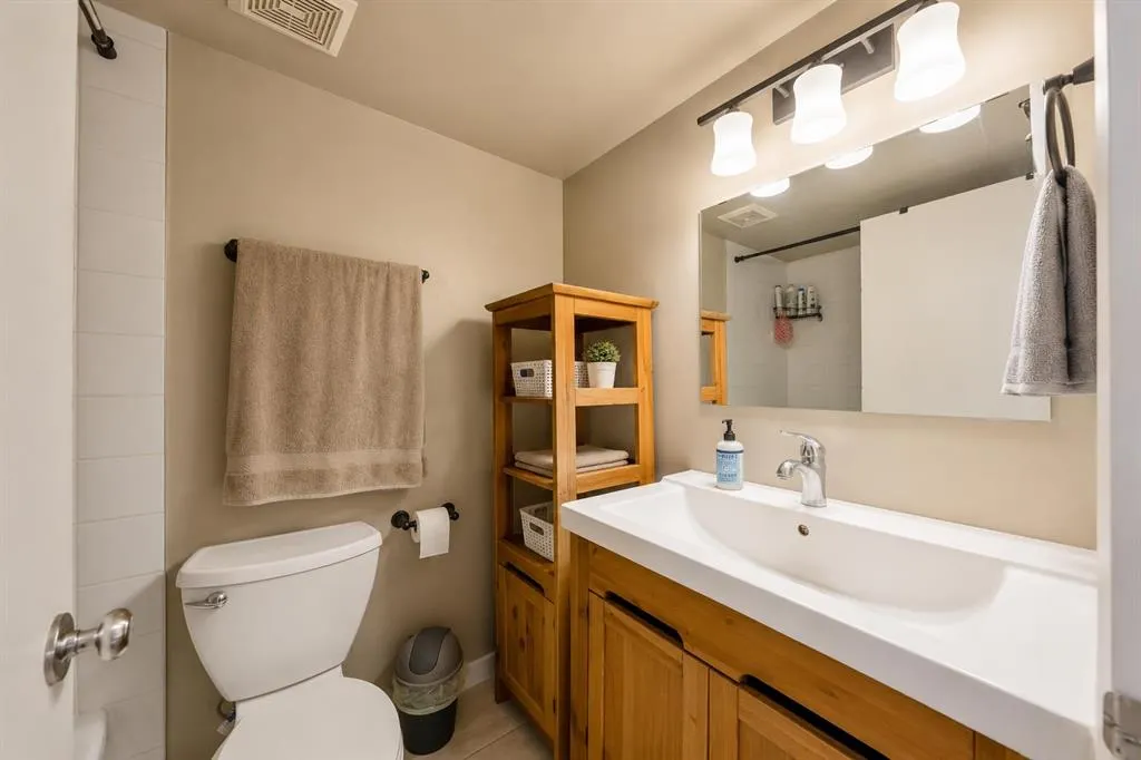 1027 Cameron Avenue SW #408