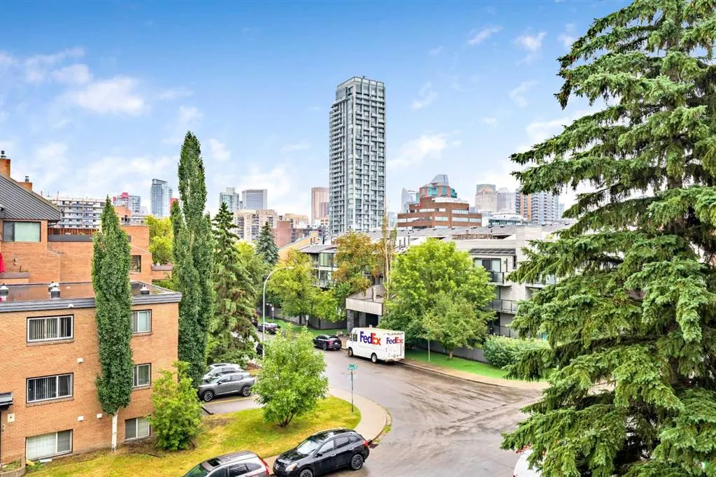 1027 Cameron Avenue SW #408