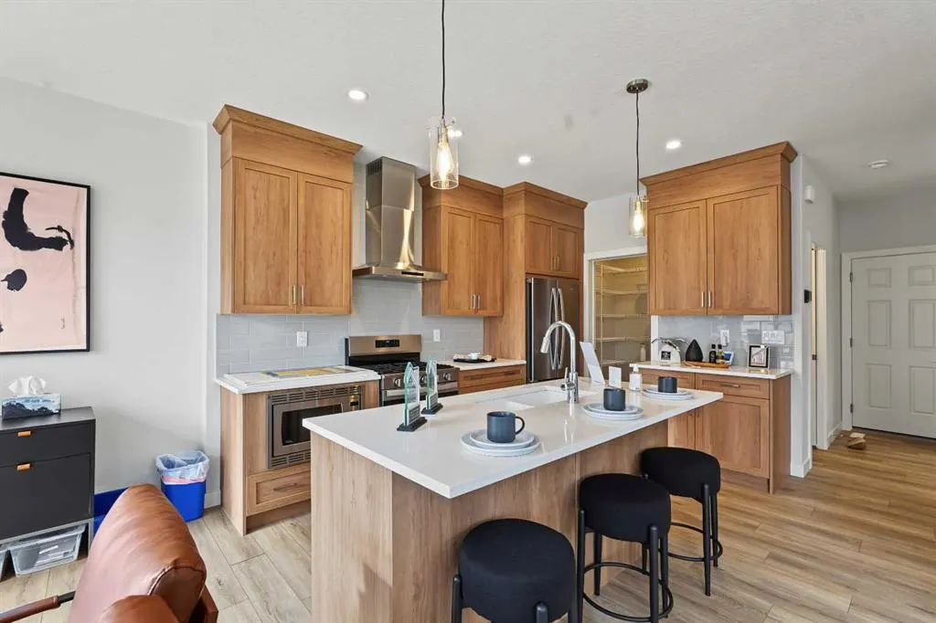 303 Dawson Dock Way
