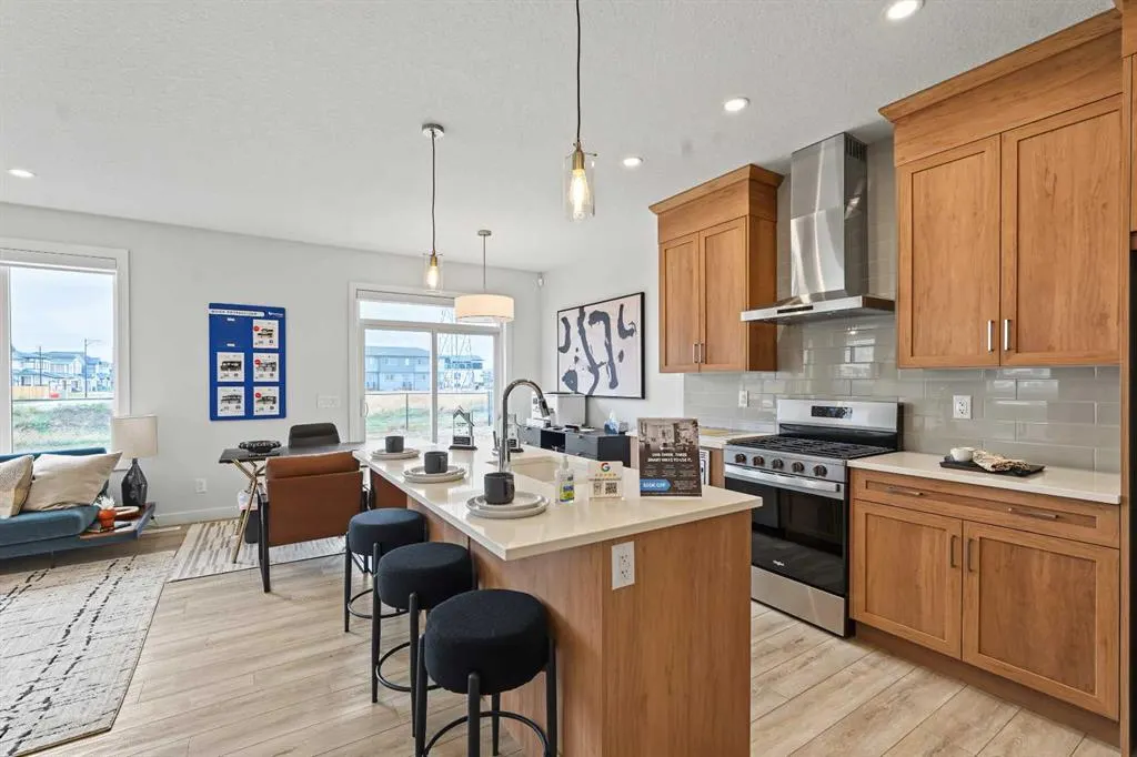 303 Dawson Dock Way